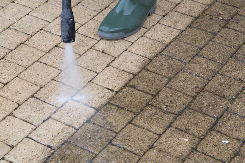 Maintaining Your Concrete Hardscaping