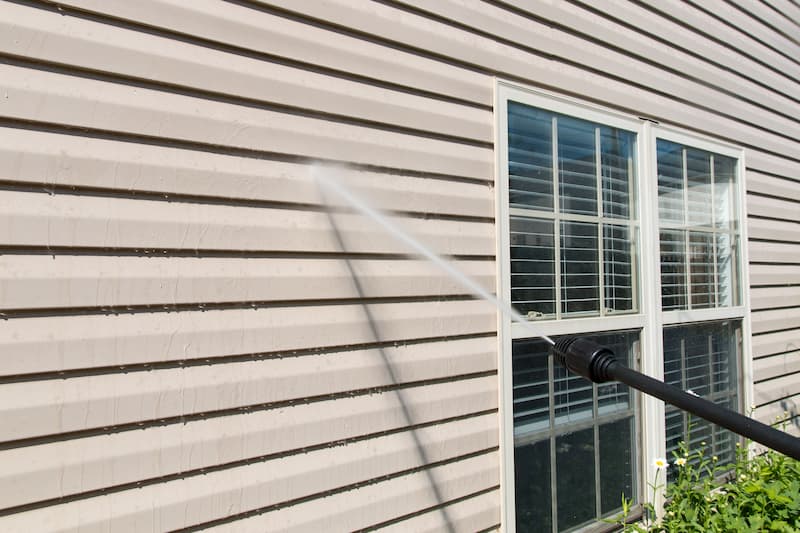 Pressure Washing vs. Soft Washing for House Washing